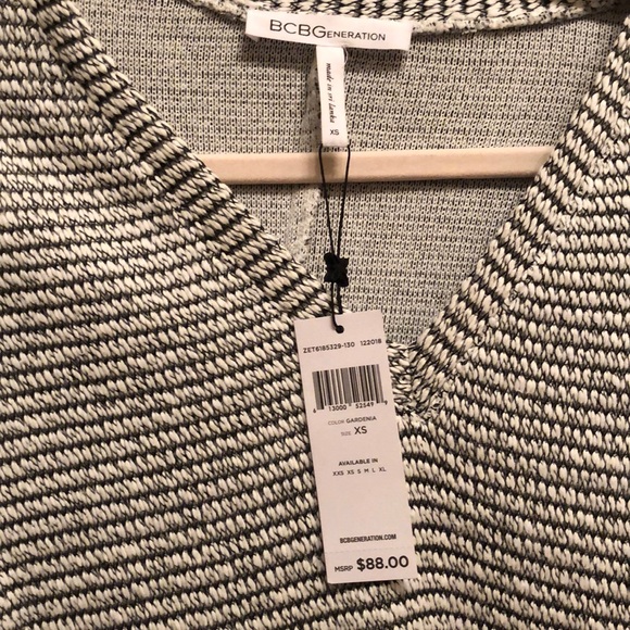 BCBGeneratiin Gardenia Ruffle Sleeve Dress - Picture 5 of 5